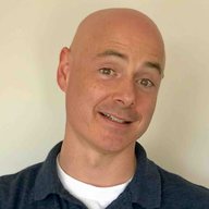 Chris Ré